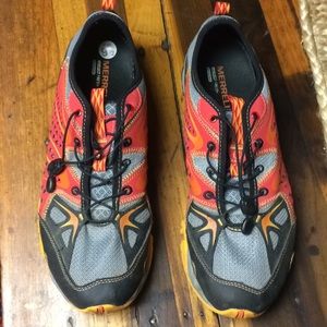 Merrell size 9.5 trail shoe